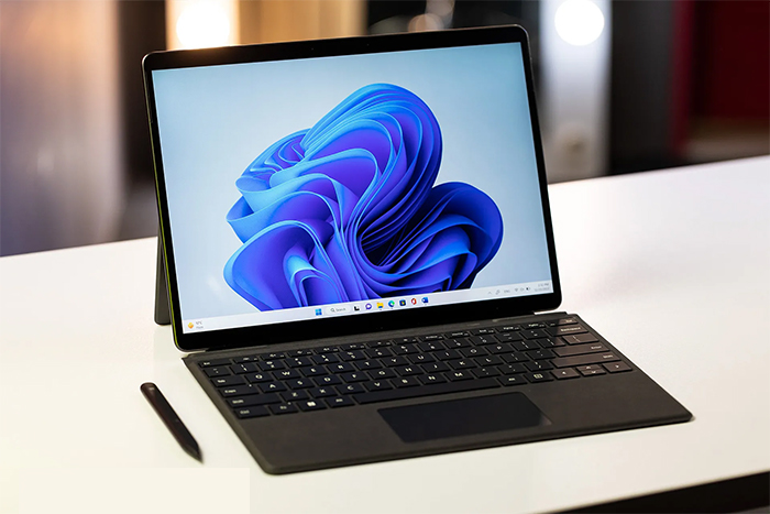 طراحی بدنه و نمایشگرsurface pro 9
