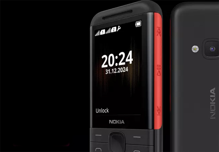 نمایشگر رنگی و صفحه کلید فارسی گوشی موبایل نوکیا 5310