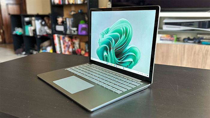 کیبورد و ترک پد Surface Laptop 5  